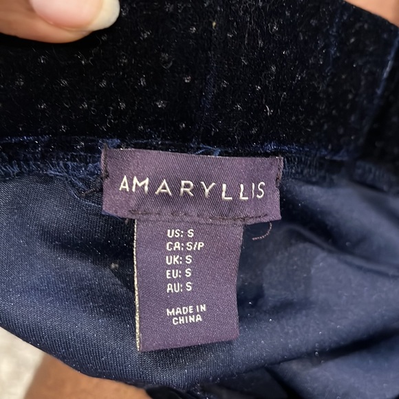 Amaryllis navy blue midi skirt. US 4. - Picture 5 of 5